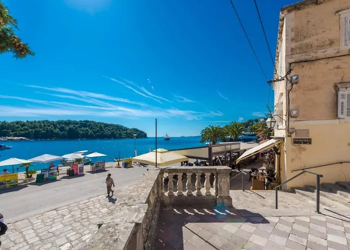 La Porta 1, Seaview Apartment In The Center